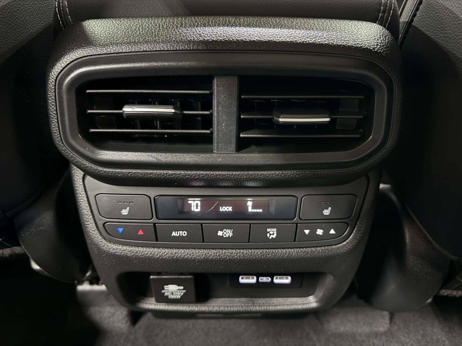 Used 2023 Honda Pilot Elite image 46