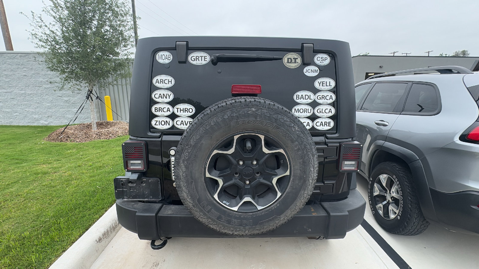 Certified 2016 Jeep Wrangler Unlimited Sport w/ Quick Order Package 24S AWD/4WD image 5