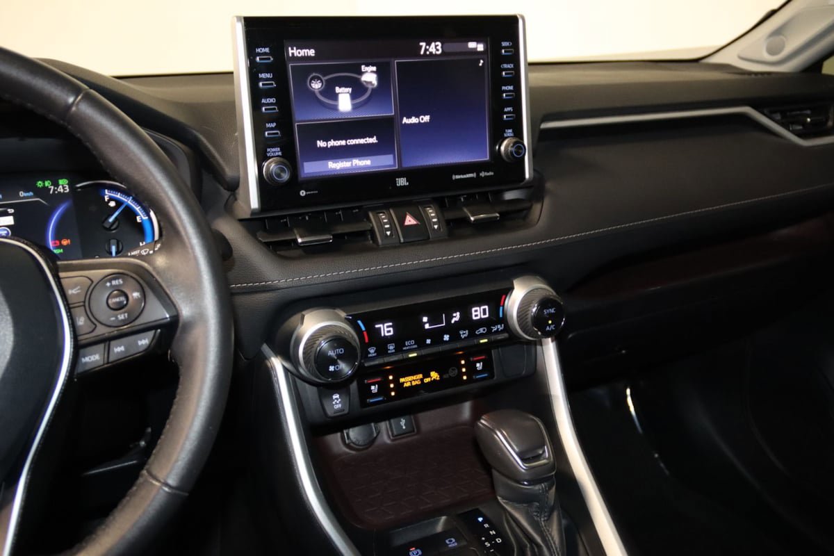 Used 2022 Toyota RAV4 Limited AWD/4WD image 42