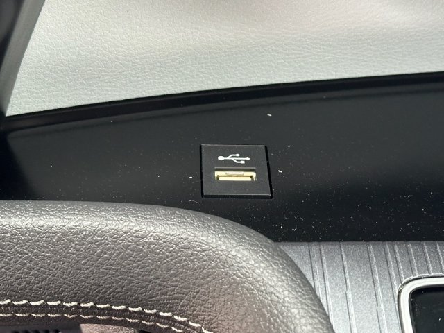 New 2026 Toyota Sienna XLE FWD image 22