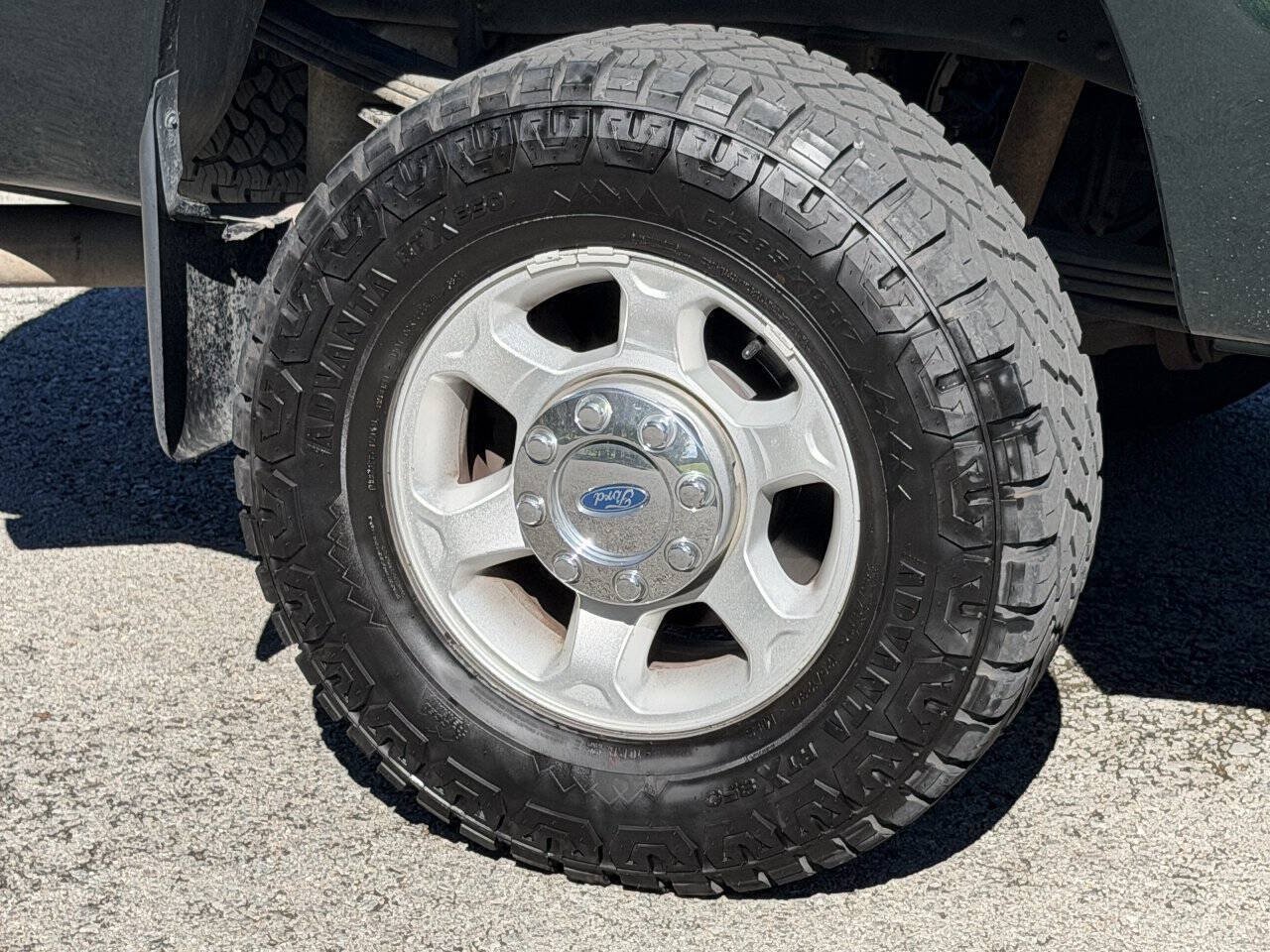 Used 2016 Ford F250 XL w/ XL Appearance Package AWD/4WD image 33