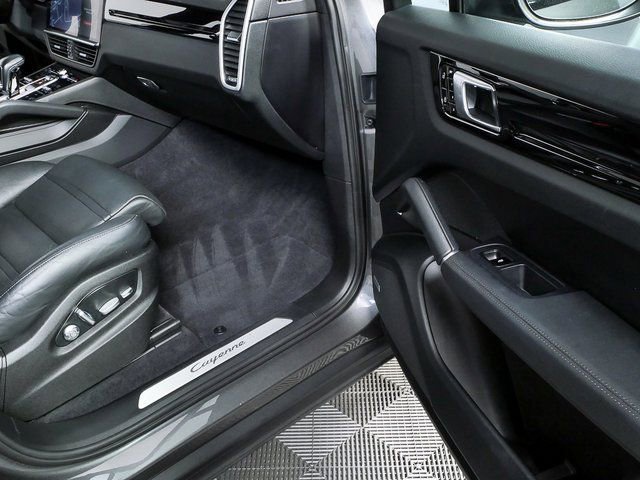 Certified 2019 Porsche Cayenne image 25