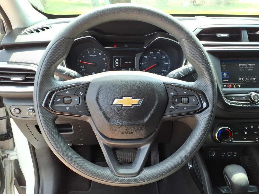 Used 2023 Chevrolet TrailBlazer LT FWD image 21