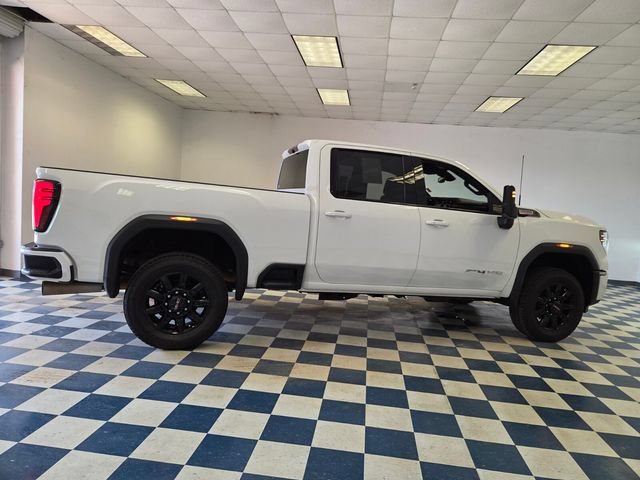 Used 2025 GMC Sierra 2500 AT4 AWD/4WD image 11