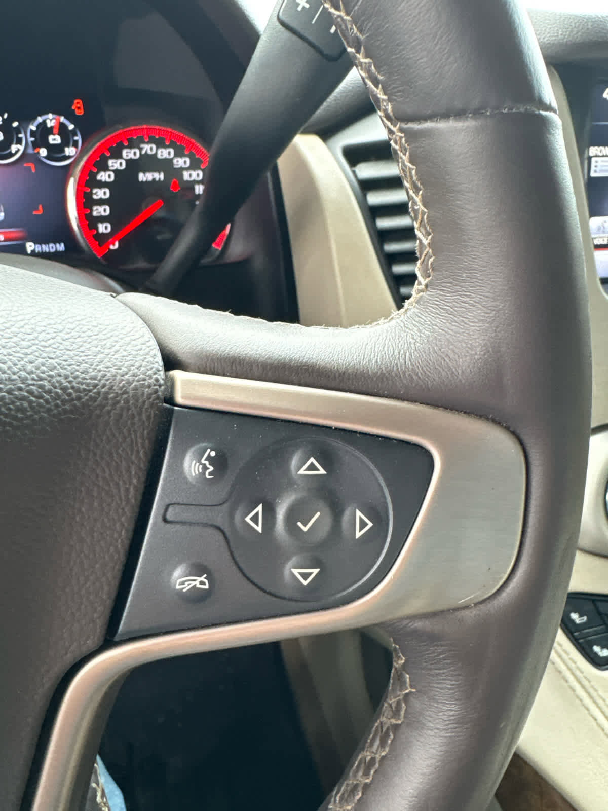 Used 2015 GMC Yukon Denali w/ Touring Package image 15