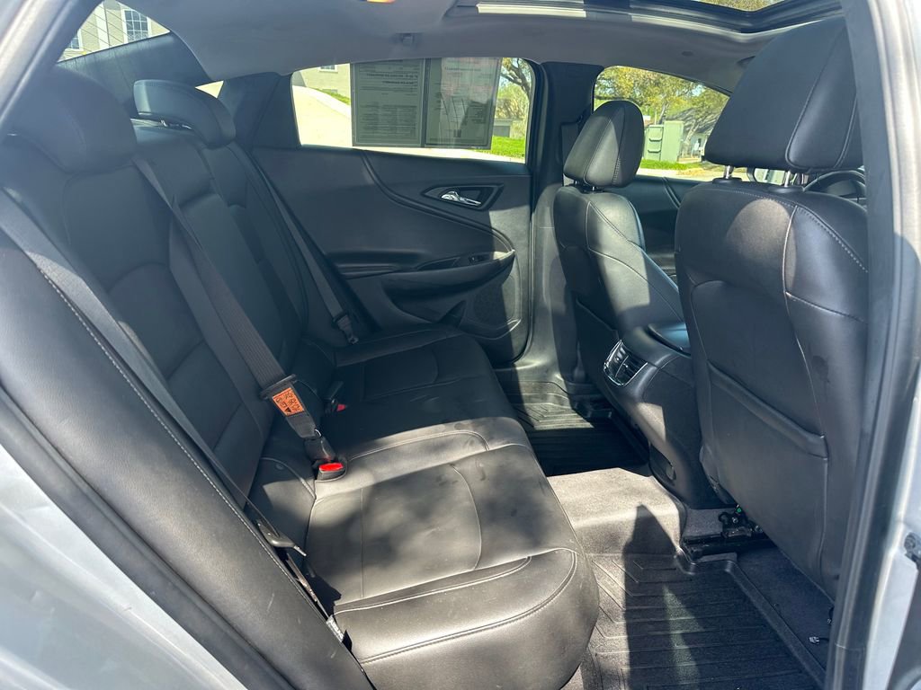 Used 2019 Chevrolet Malibu LT w/ Leather Package image 40
