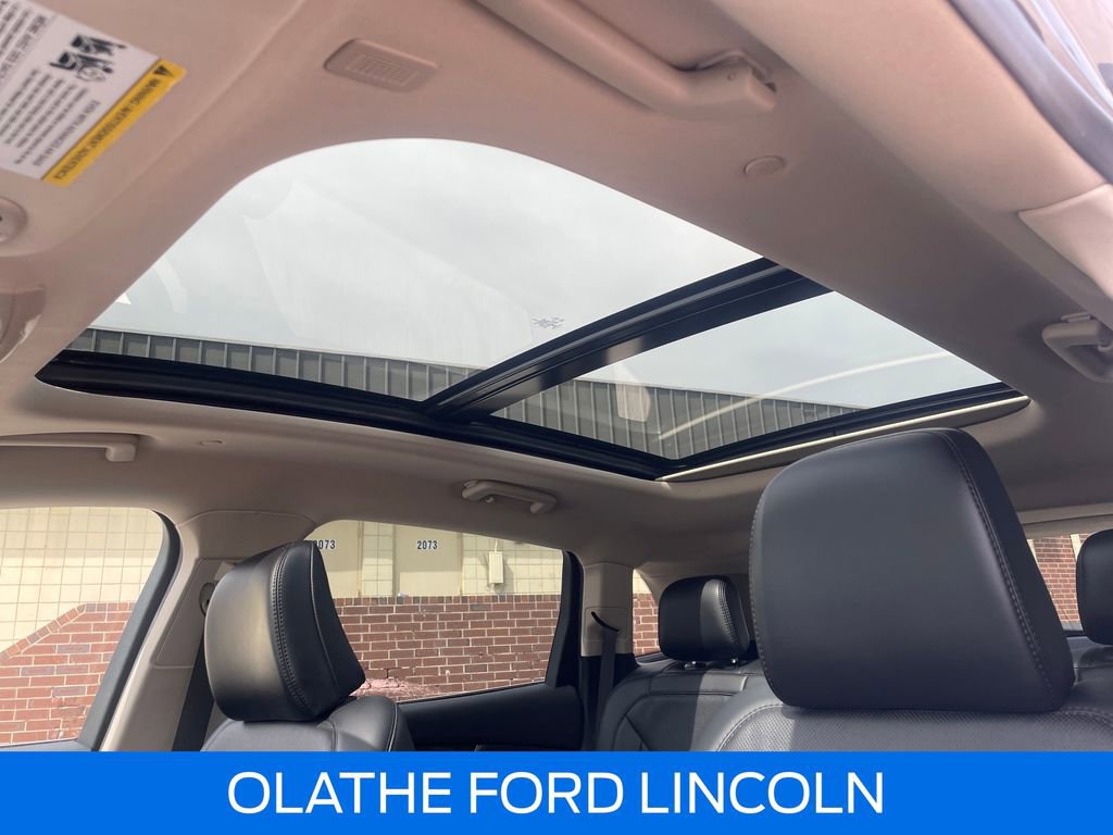 Certified 2023 Lincoln Nautilus Reserve w/ Monochromatic Package AWD/4WD image 23