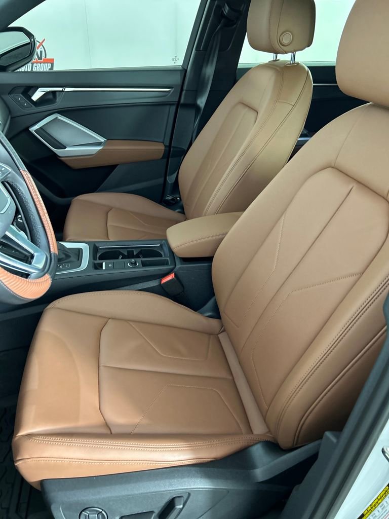 Used 2025 Audi Q3 2.0T Premium image 10