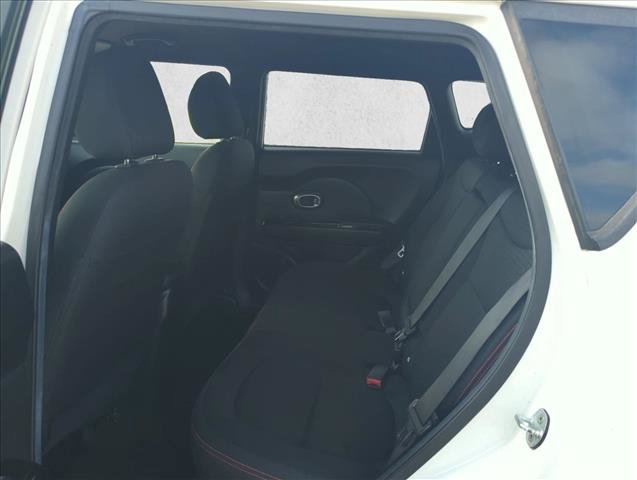 Used 2016 Kia Soul + w/ Soulful Package FWD image 17
