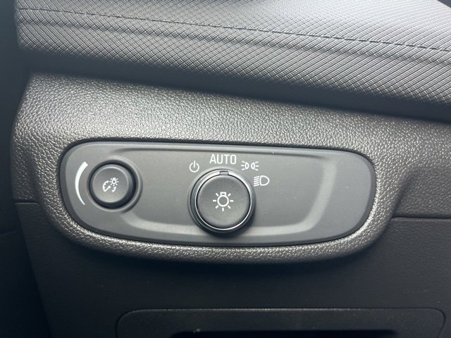 Used 2025 Chevrolet TrailBlazer LT image 23