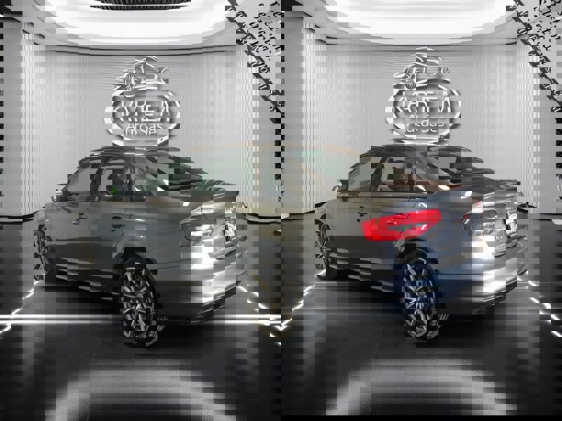 Used 2016 Audi A4 2.0T Premium image 7