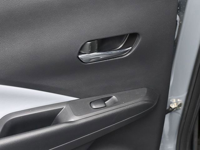 Used 2023 Nissan Kicks SR w/ SR Premium Package image 20