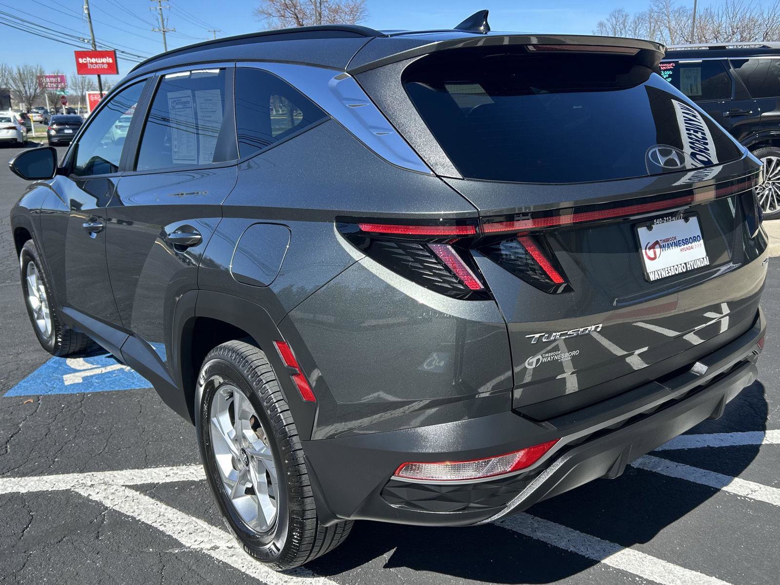 Used 2022 Hyundai Tucson SEL w/ Cargo Package image 3