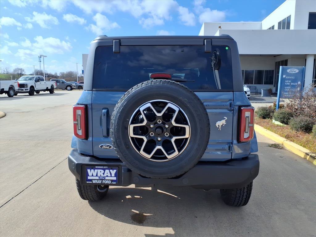 New 2025 Ford Bronco Outer Banks image 3
