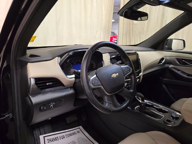 Used 2023 Chevrolet Traverse LT AWD/4WD image 12