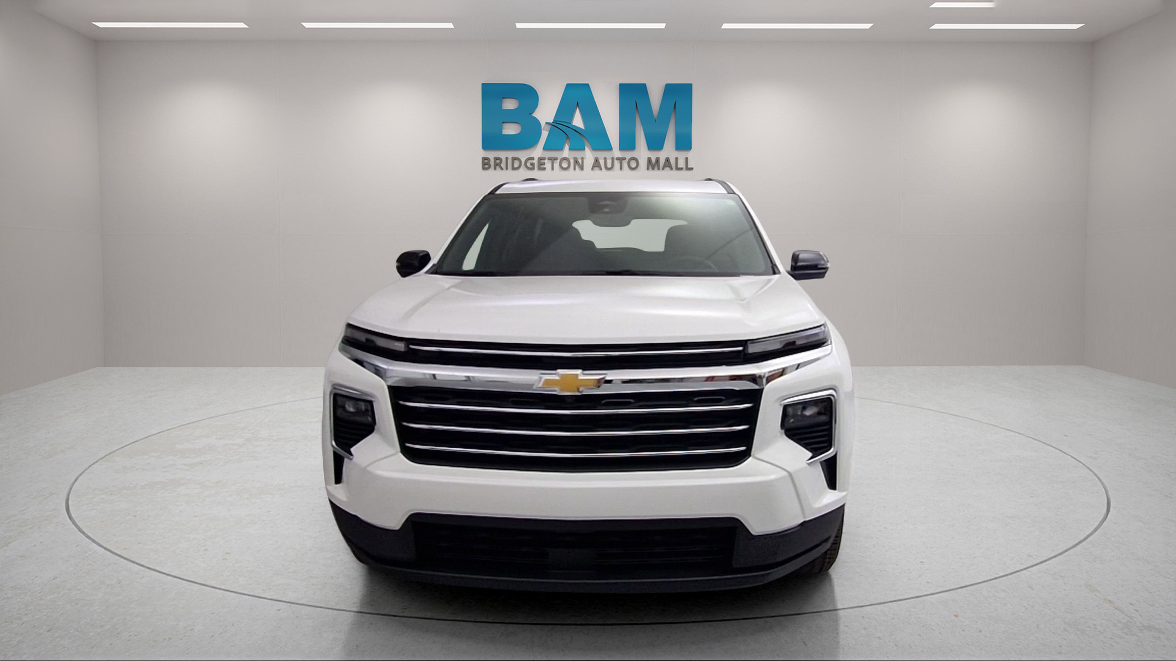 New 2026 Chevrolet Traverse LT w/ Driver Confidence Package FWD image 8