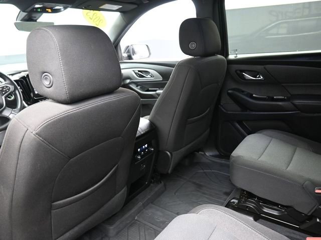 Used 2023 Chevrolet Traverse LT image 18
