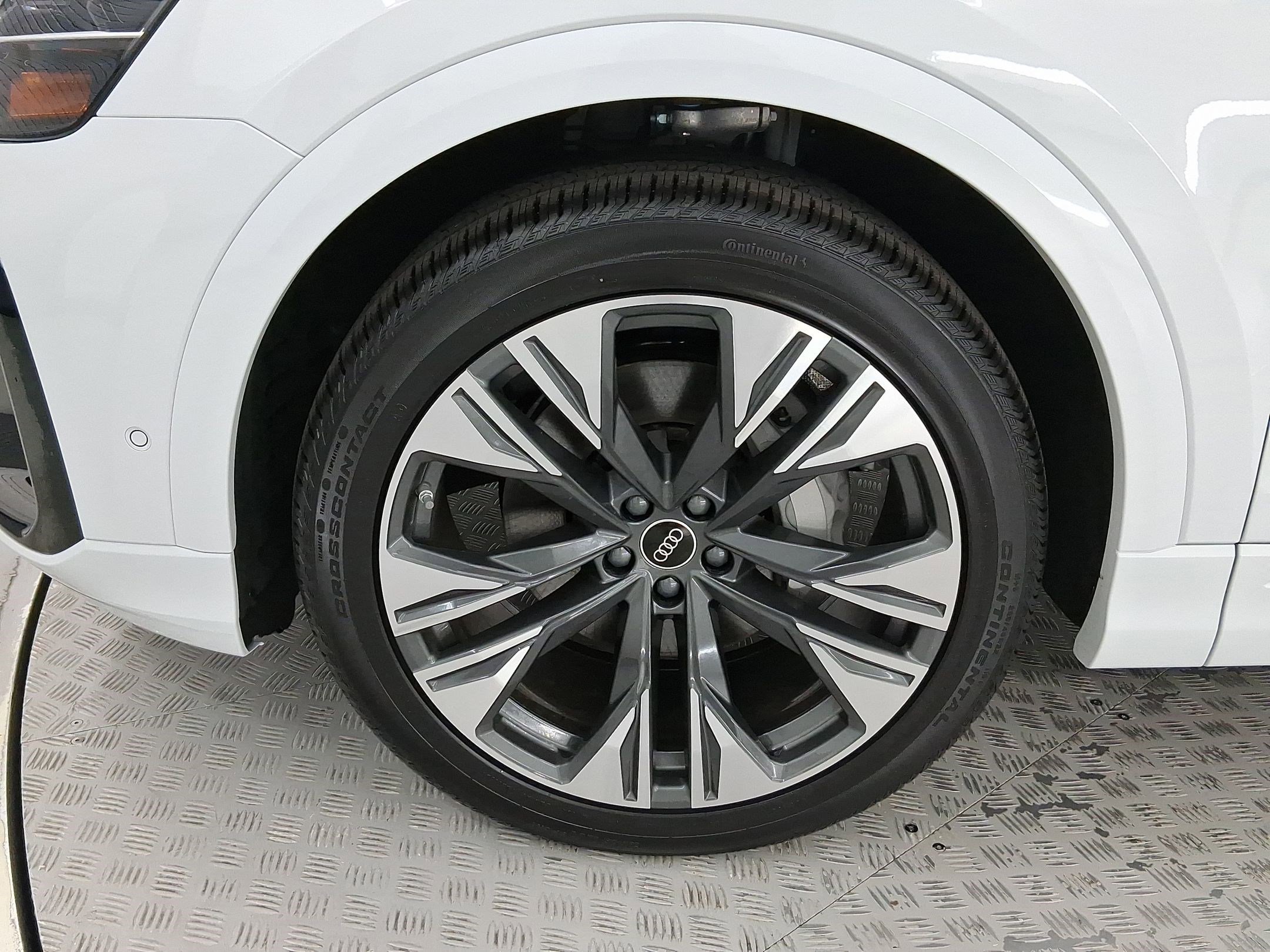 New 2026 Audi Q8 Premium Plus image 11