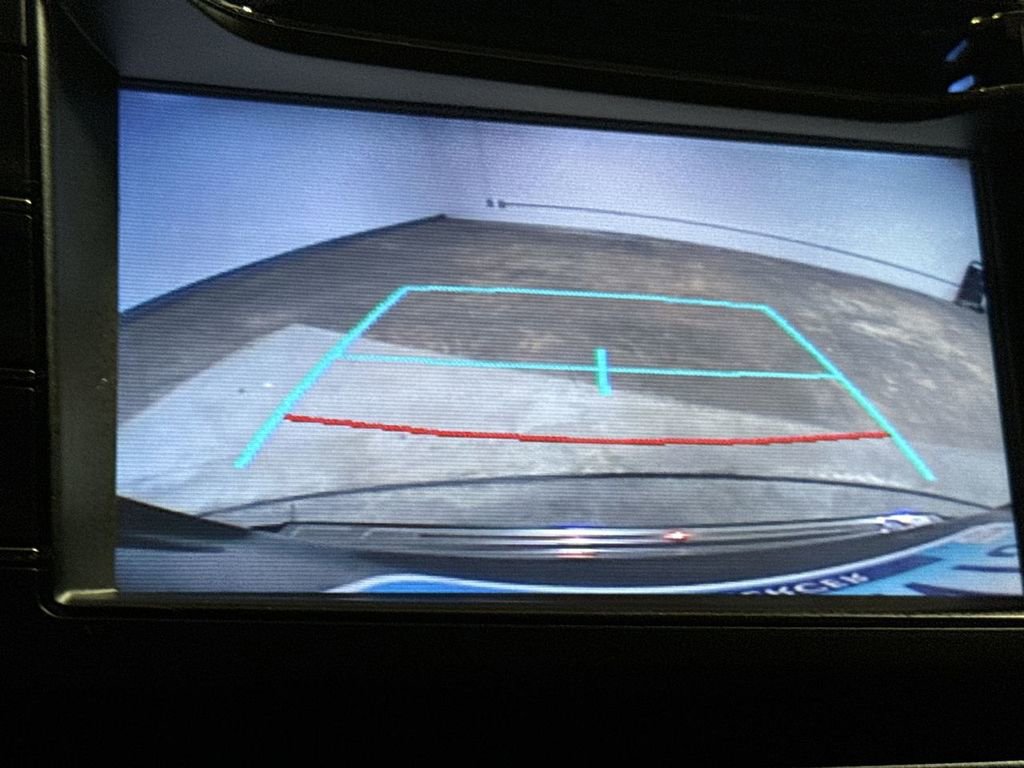 Used 2018 Toyota RAV4 LE w/ All Weather Liner Package FWD image 15