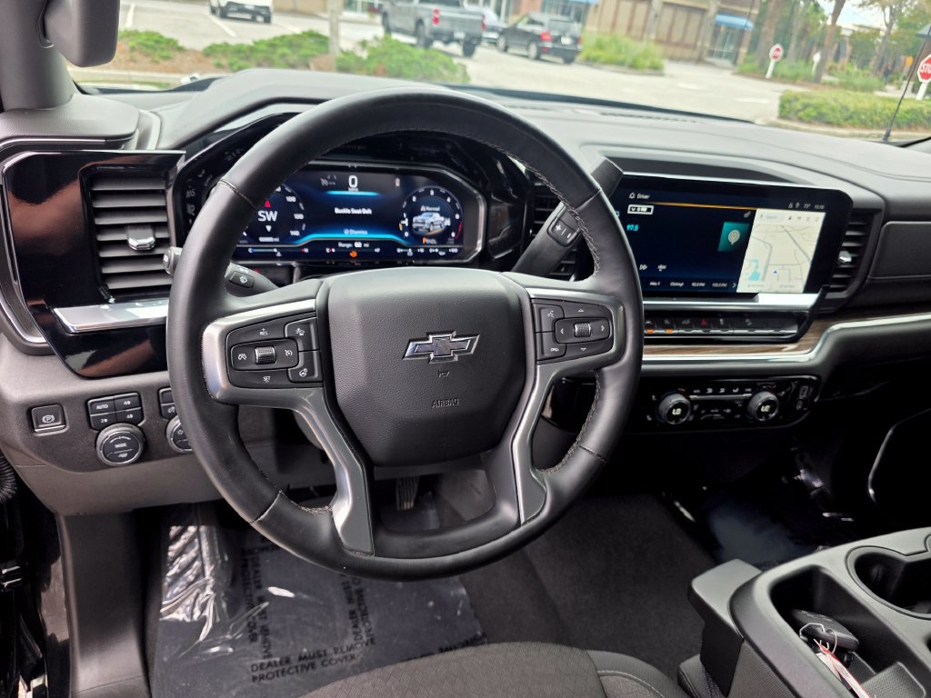Certified 2024 Chevrolet Silverado 1500 RST w/ Z71 Off-Road Package AWD/4WD image 17