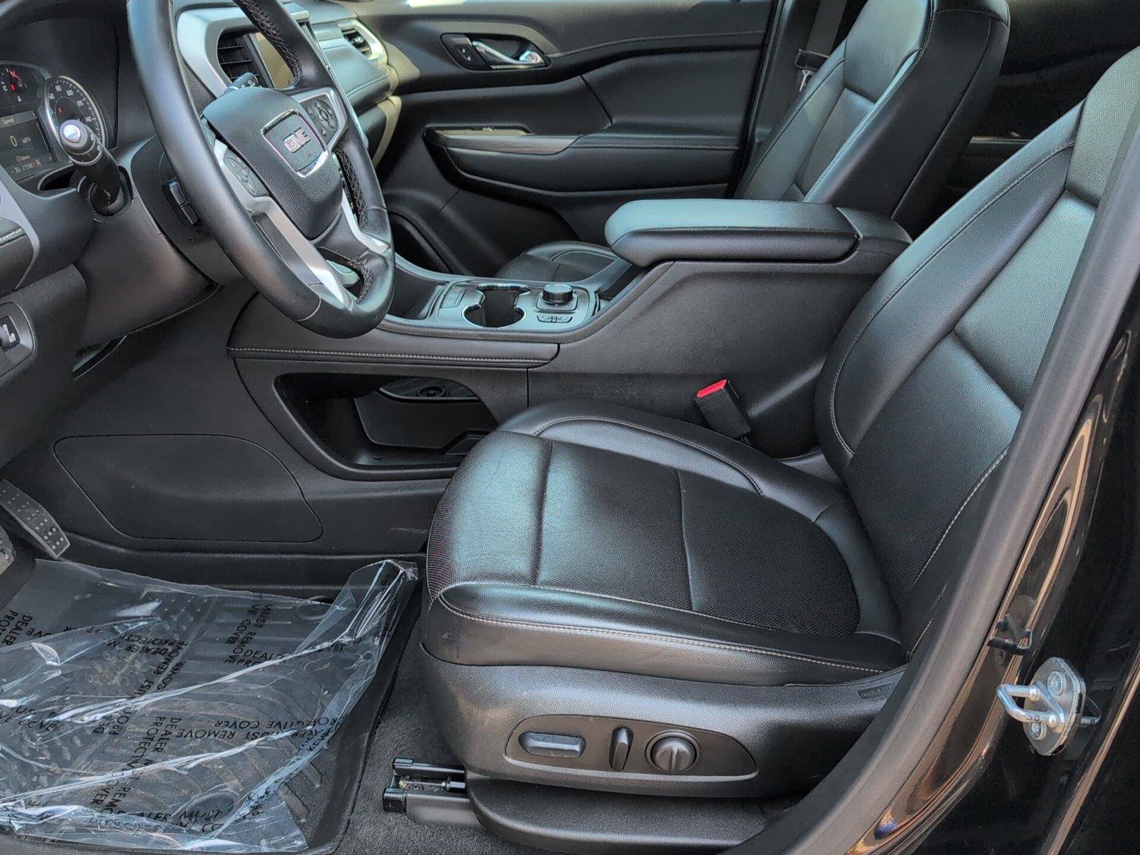 Used 2023 GMC Acadia SLT AWD/4WD image 12