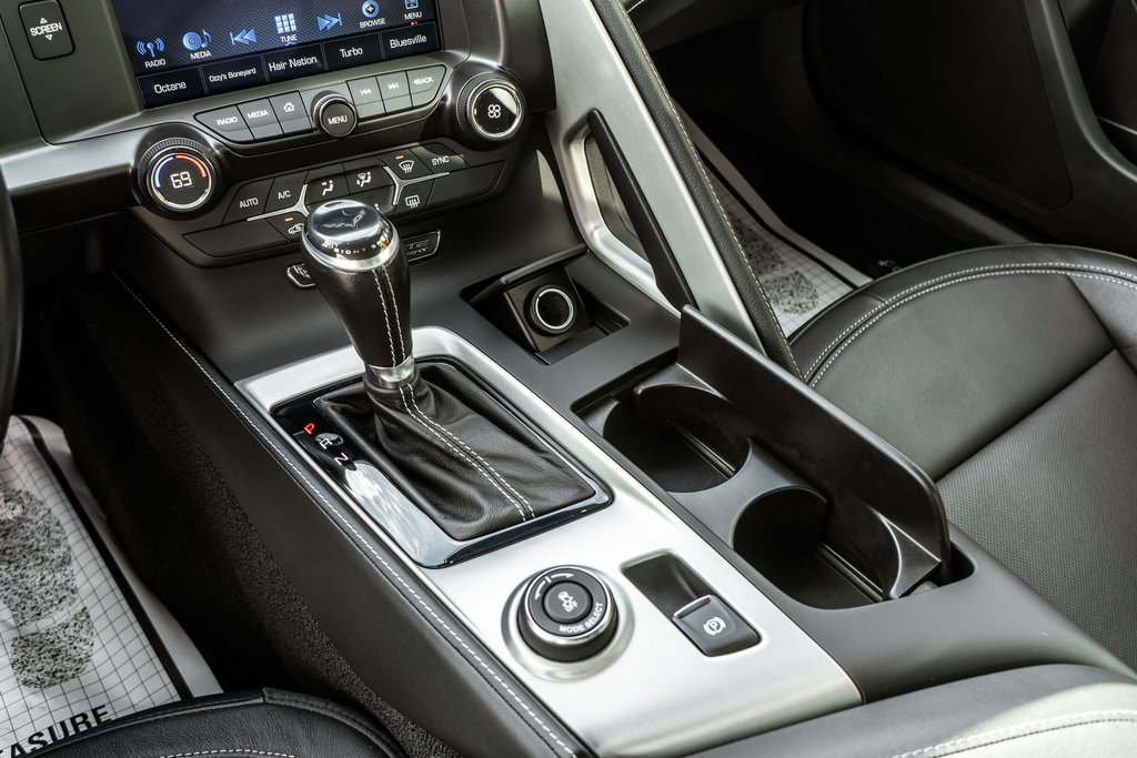 Used 2018 Chevrolet Corvette Stingray Coupe w/ Battery Protection Package image 19