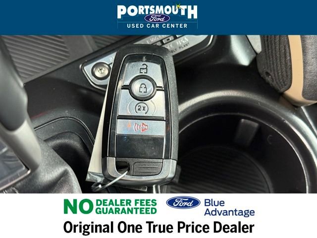 Used 2025 Ford Bronco Badlands image 11