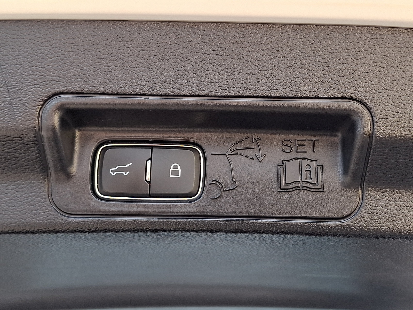 Used 2022 Ford Explorer Timberline AWD/4WD image 29