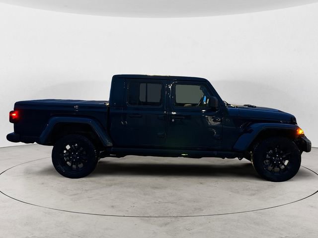Used 2025 Jeep Gladiator Sport image 6