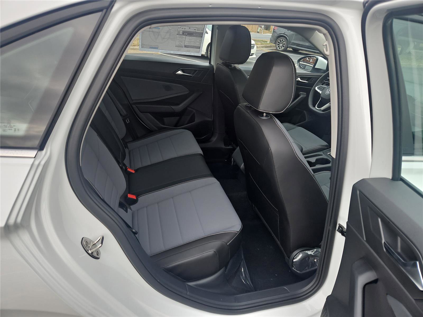 New 2026 Volkswagen Jetta SE image 30