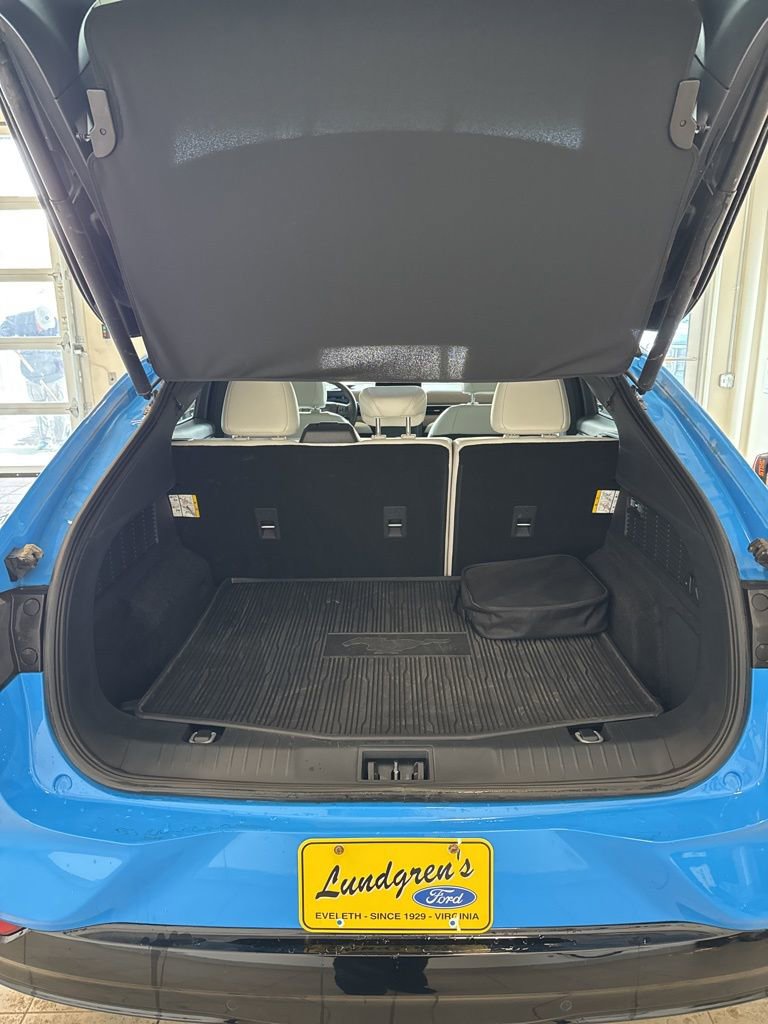 Used 2023 Ford Mustang Mach-E Premium image 4