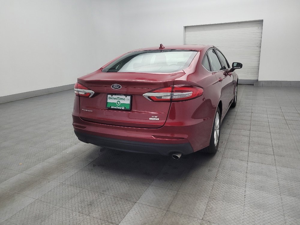 Used 2019 Ford Fusion SE FWD image 9