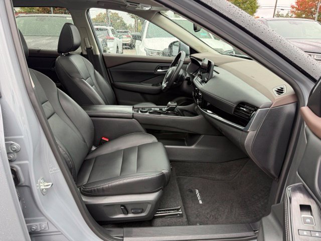 Certified 2023 Nissan Rogue SL w/ SL Premium Package AWD/4WD image 30