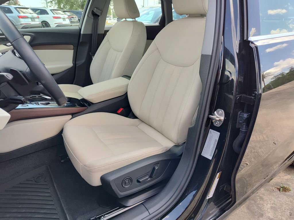 Used 2025 Audi A5 2.0T Premium Plus w/ Premium Plus image 23