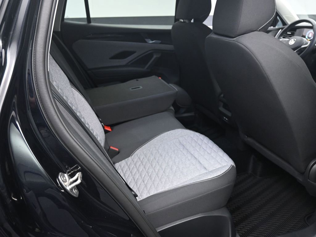 New 2026 Volkswagen Tiguan S FWD image 24