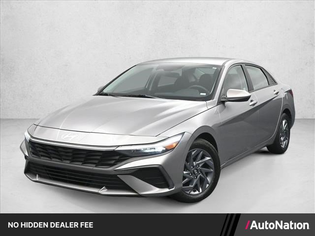 Used 2024 Hyundai Elantra SEL FWD image 1
