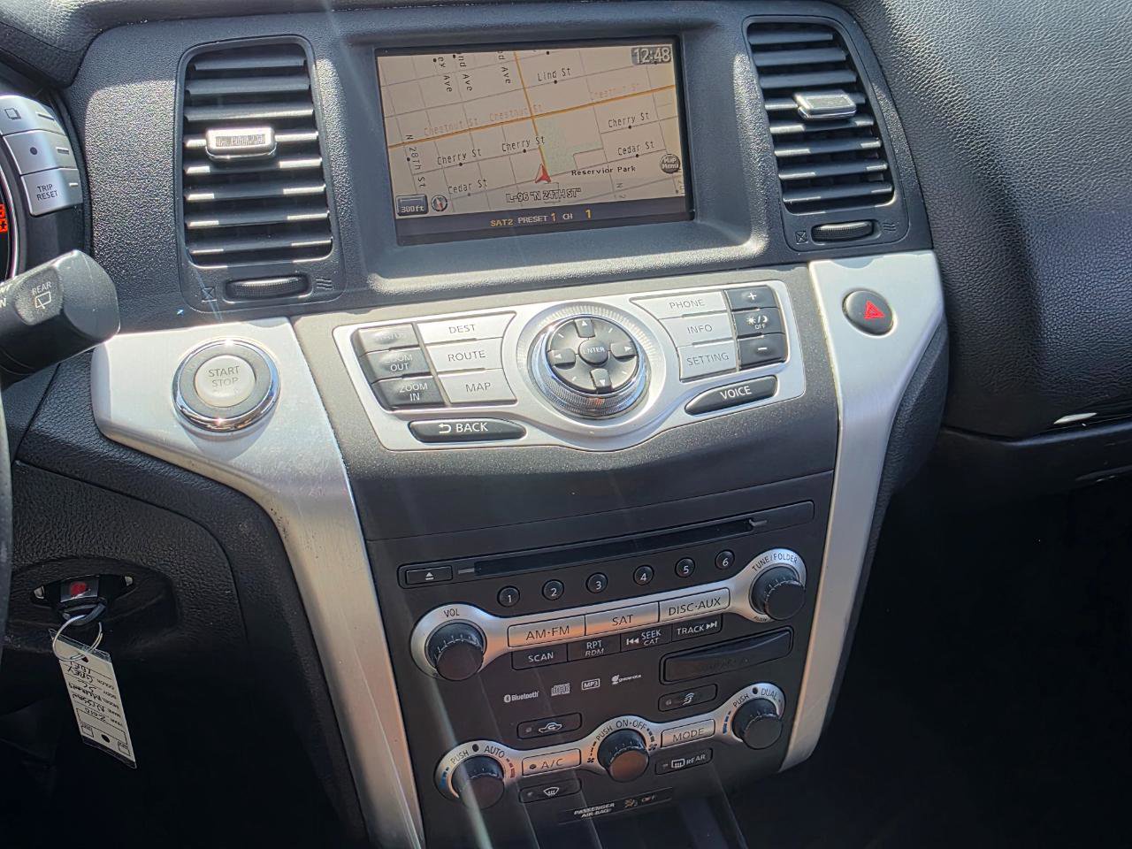 Used 2010 Nissan Murano LE w/ Navigation Pkg image 4