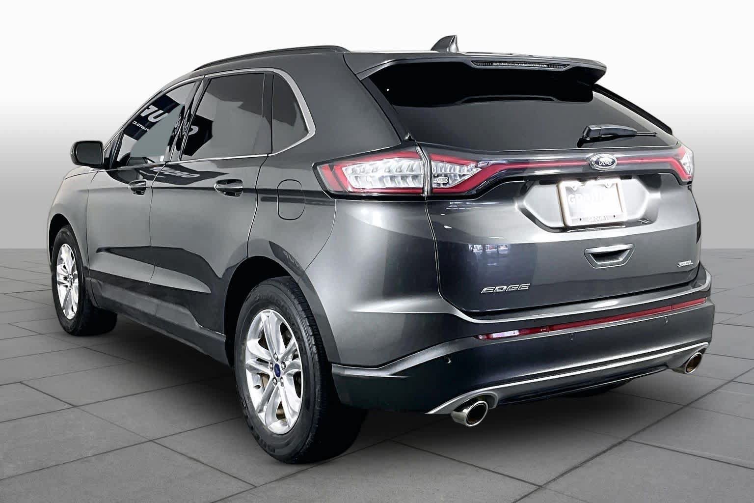 Used 2017 Ford Edge SEL w/ Equipment Group 201A FWD image 12