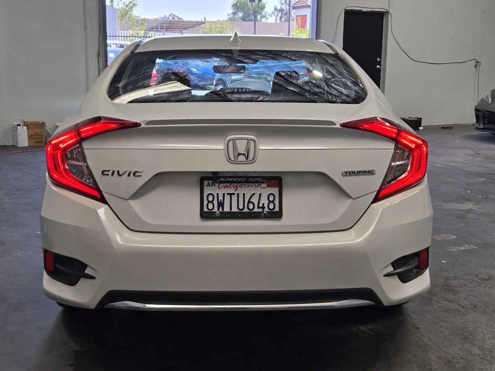 Used 2021 Honda Civic Touring image 3