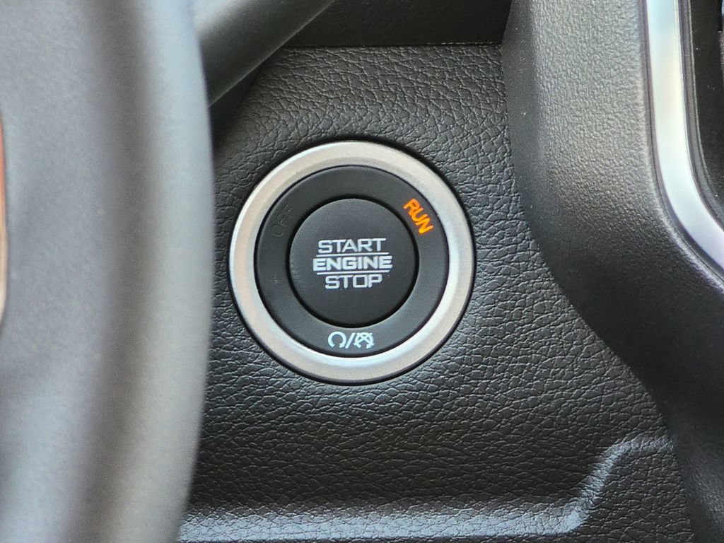 New 2026 RAM 2500 Big Horn AWD/4WD image 30