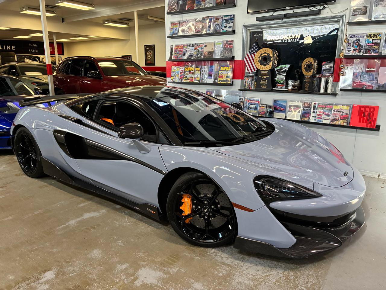 Used 2019 McLaren 600LT RWD image 18