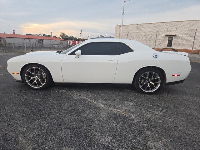 Used 2022 Dodge Challenger GT RWD image 5