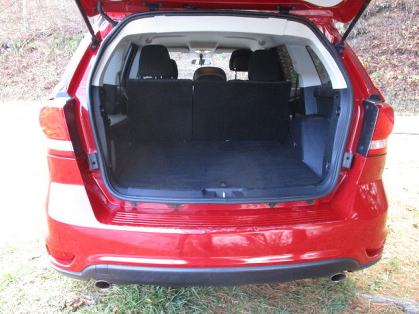 Used 2014 Dodge Journey SXT image 10