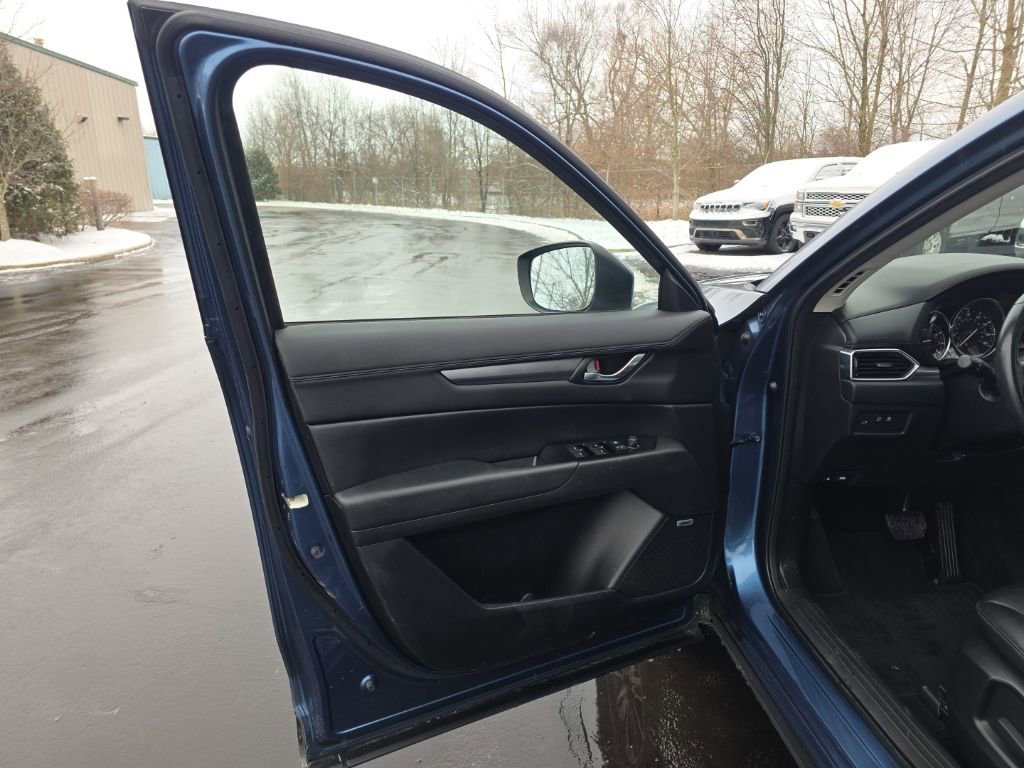 Used 2020 MAZDA CX-5 Touring image 13