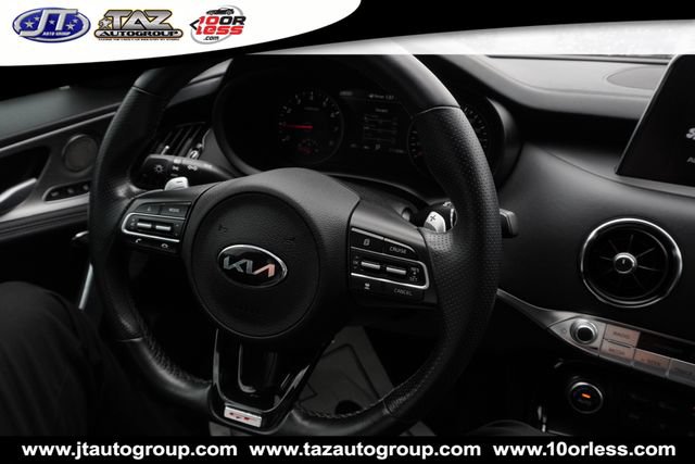 Used 2020 Kia Stinger GT1 RWD image 16
