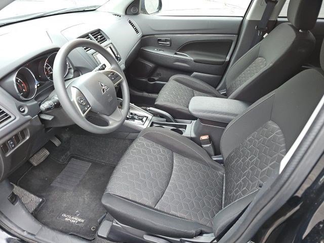 Used 2025 Mitsubishi Outlander Sport ES image 18