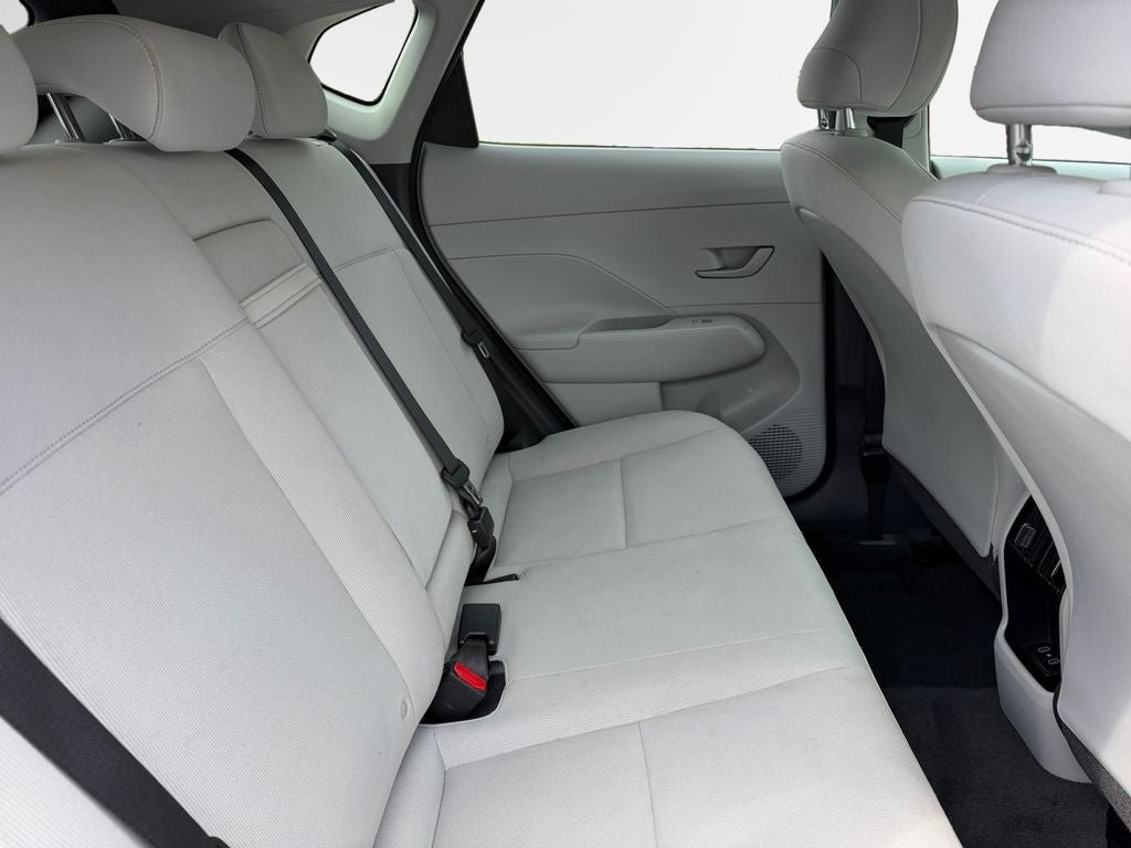 Used 2025 Hyundai Kona SEL AWD/4WD image 26