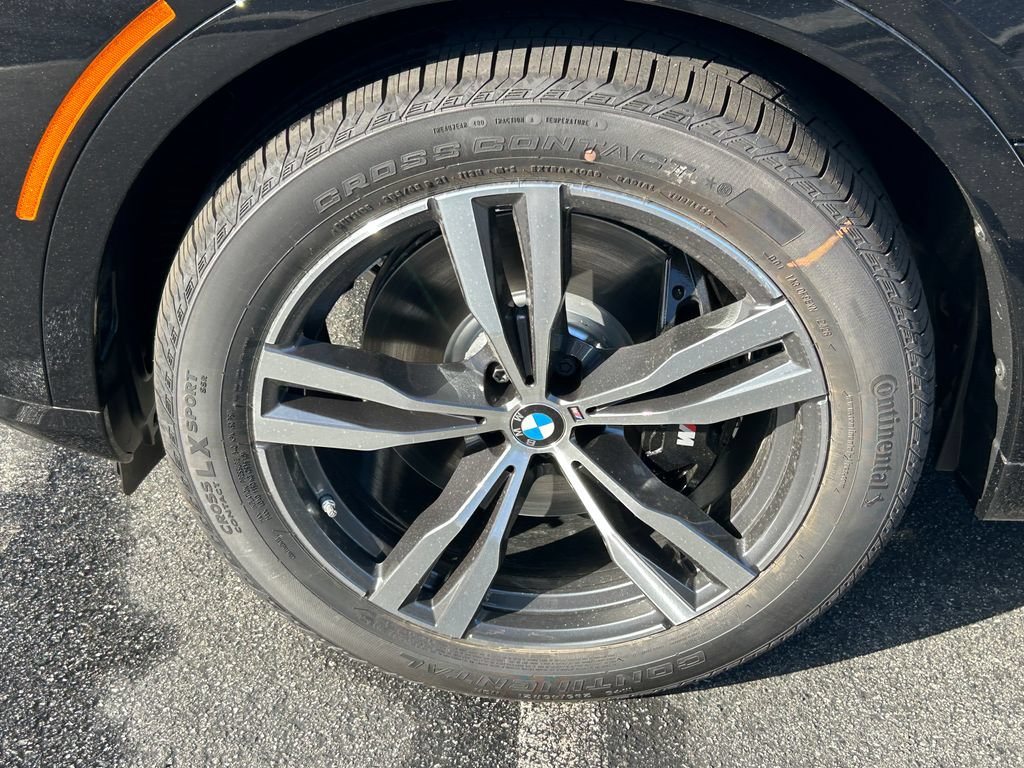New 2027 BMW X7 xDrive40i w/ M Sport Package AWD/4WD image 9
