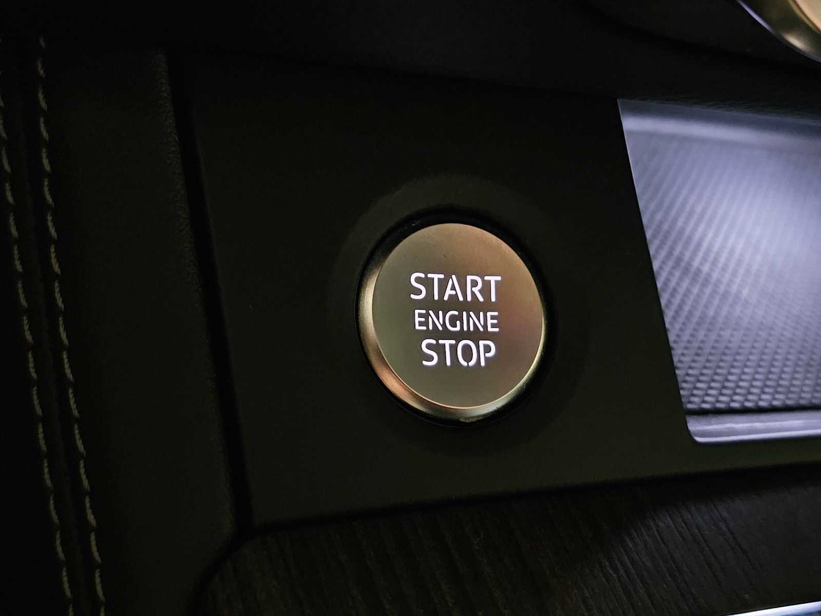 Used 2022 Audi Q5 e Premium Plus w/ Premium Plus Package image 34