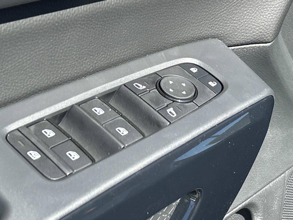 New 2026 Nissan Pathfinder SV AWD/4WD image 18